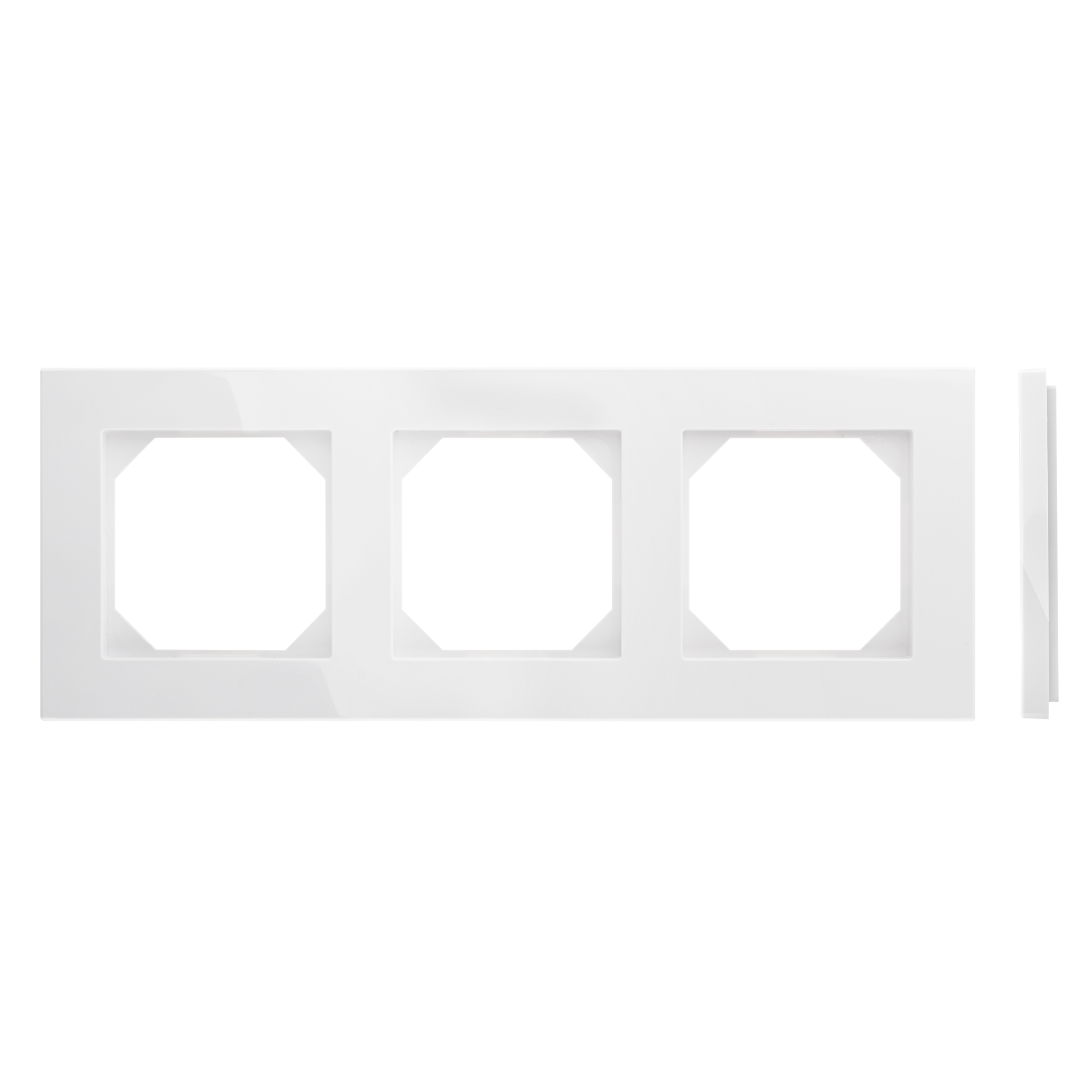 K14-245-03.E-B.jpg Рамка 3 постовая белая LIREGUS EPSILON K14-245-03.E/B — изображение 1